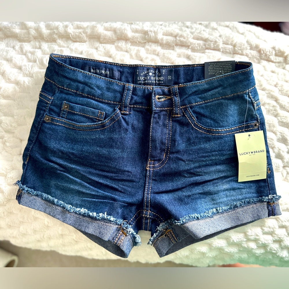 Last chance! NWT Lucky Brand “Riley” style jean shorts, dark blue wash, Girls 10
